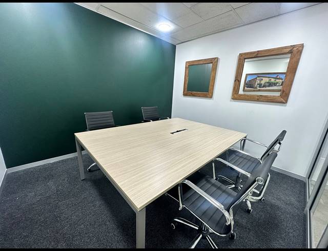 48.77M² OFFICE TO LET IN ROSEBANK